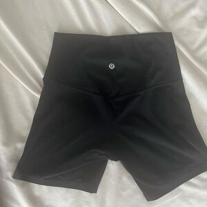 lululemon athletica Women's High waisted Black Shorts NWOT